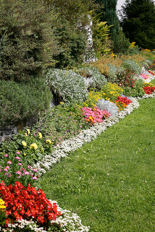 Stone Flower Bed Edge Stone Flower Bed Edge